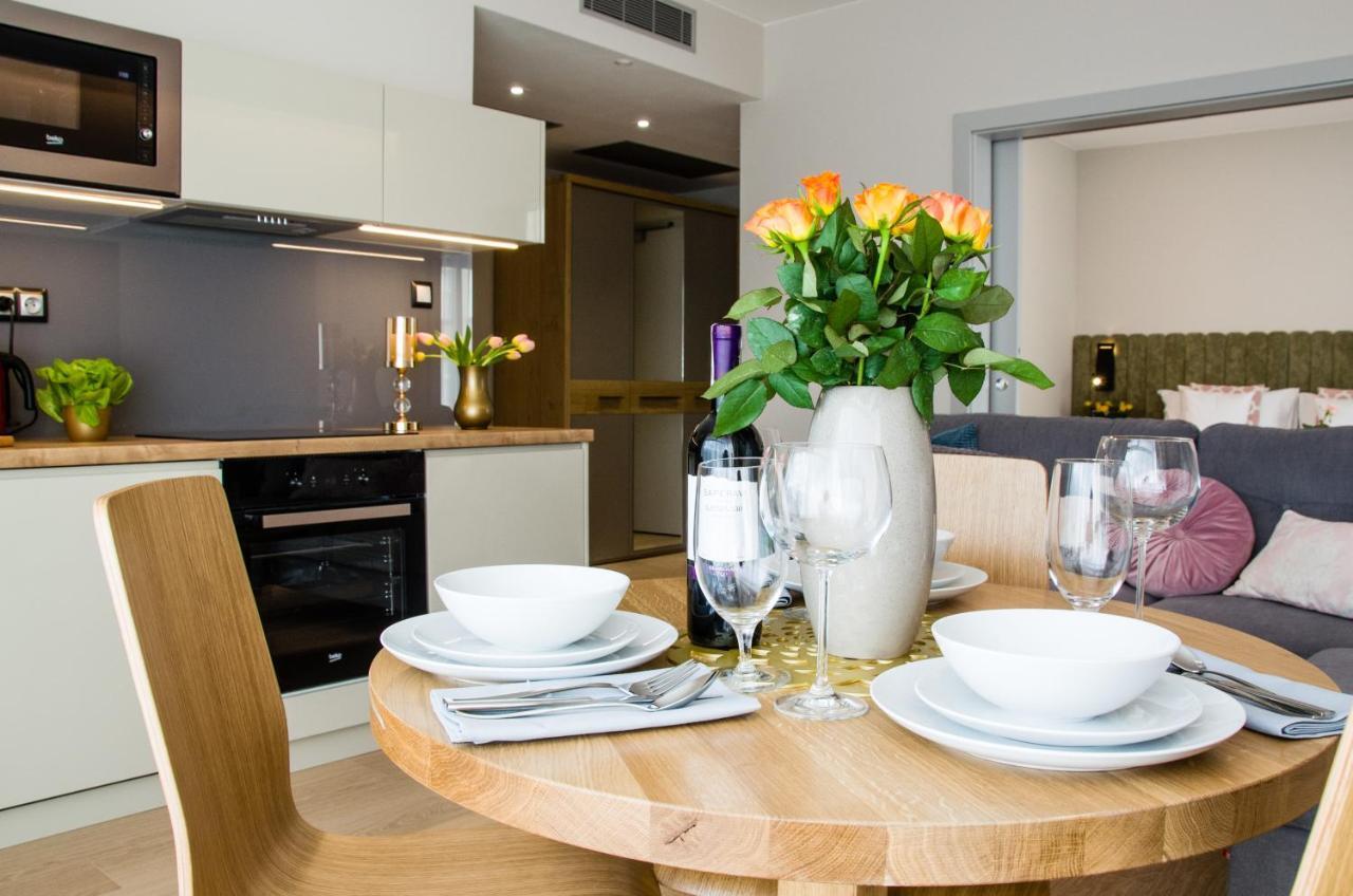Verde Apartments Centrum Klimatyzacja คอซซาลิน ภายนอก รูปภาพ